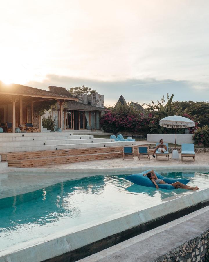 Villa Victoria Nusa Penida Semaya Exteriör bild
